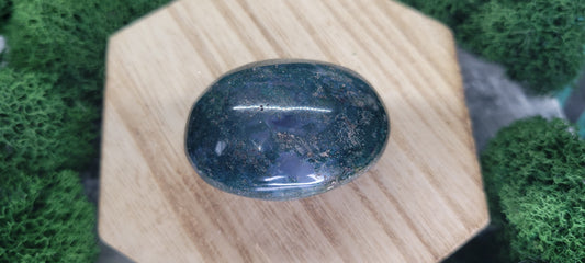 Moss Agate Palm Stone - Rock Bottom Jewelry & Engraving