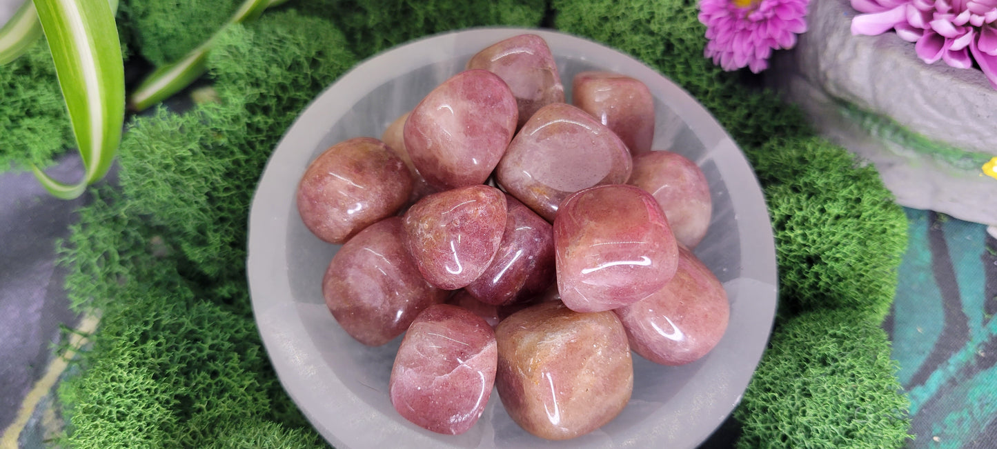 Strawberry Quartz Tumble - Rock Bottom Jewelry & Engraving