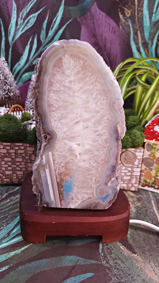 Agate Lamp